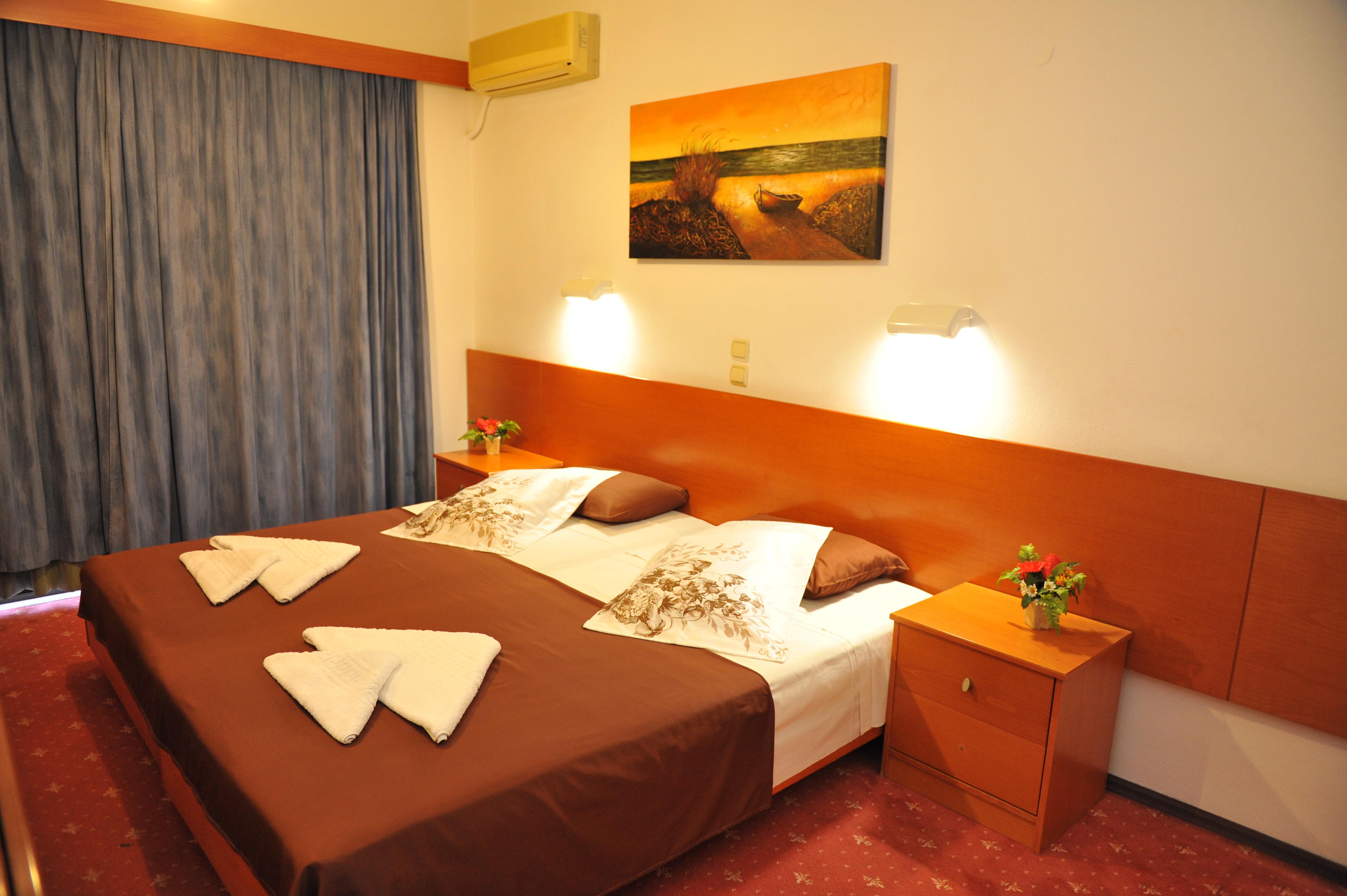 יאליסוס Heleni Beach Hotel מראה חיצוני תמונה