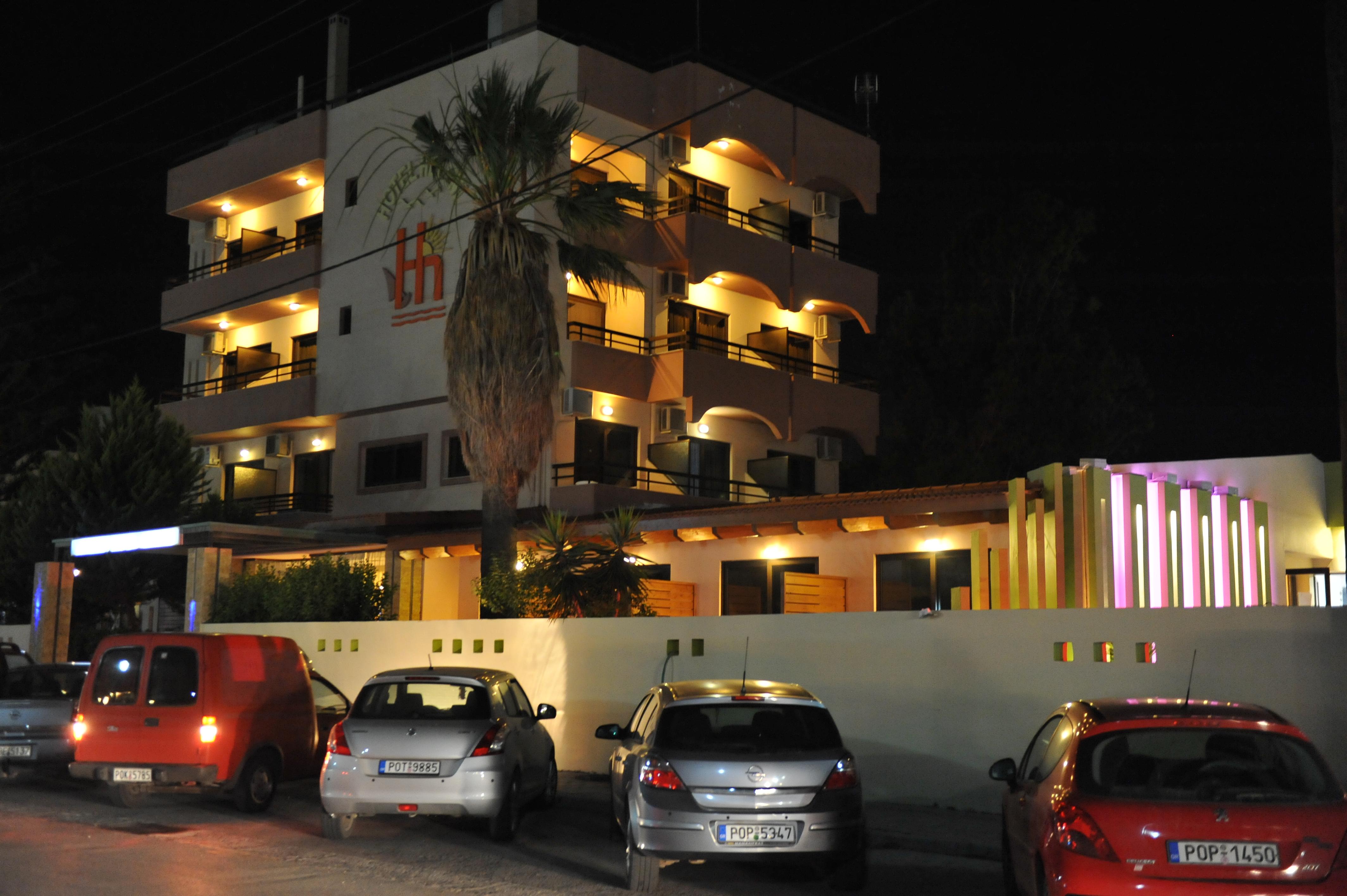 יאליסוס Heleni Beach Hotel מראה חיצוני תמונה