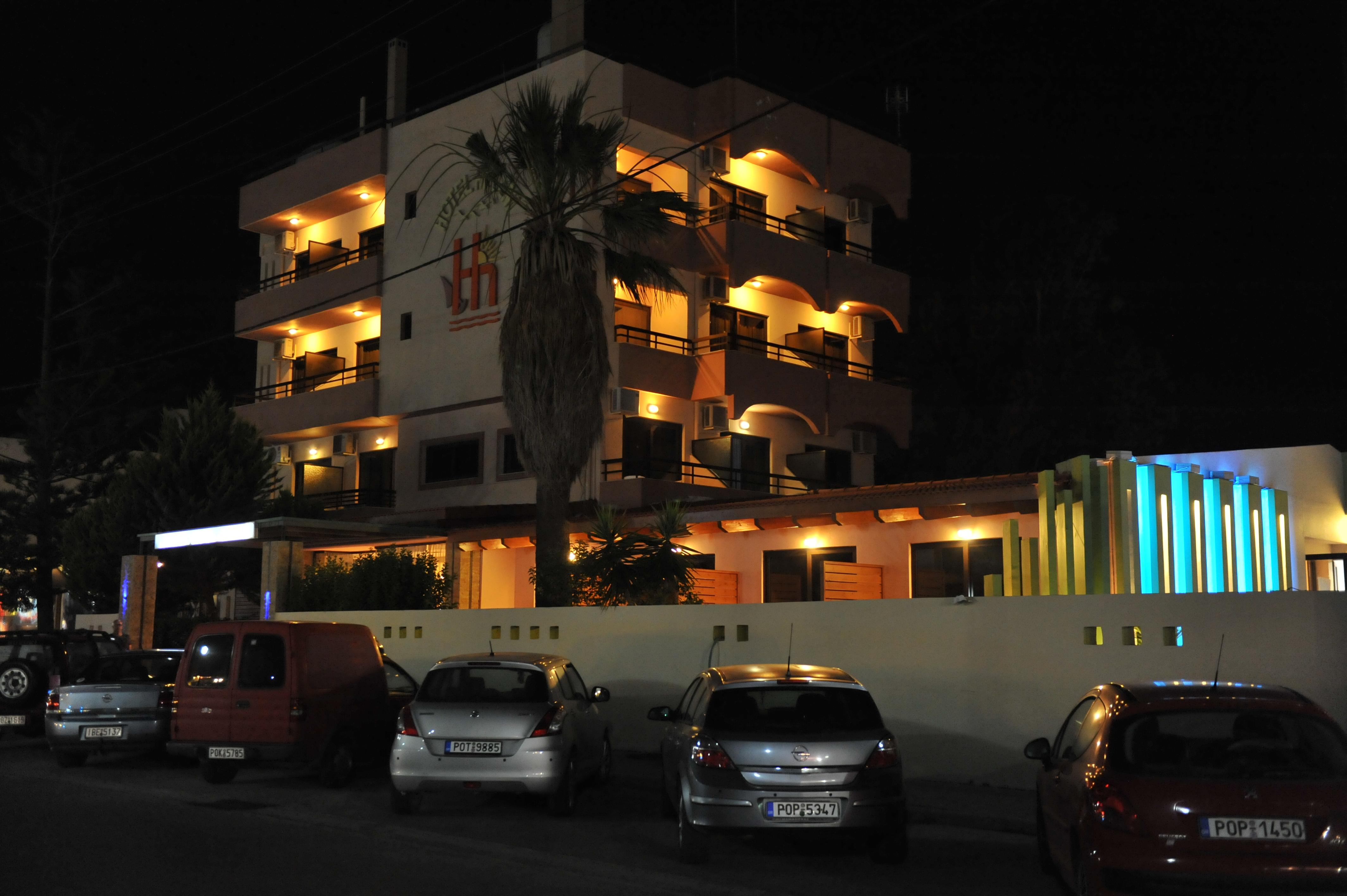 יאליסוס Heleni Beach Hotel מראה חיצוני תמונה