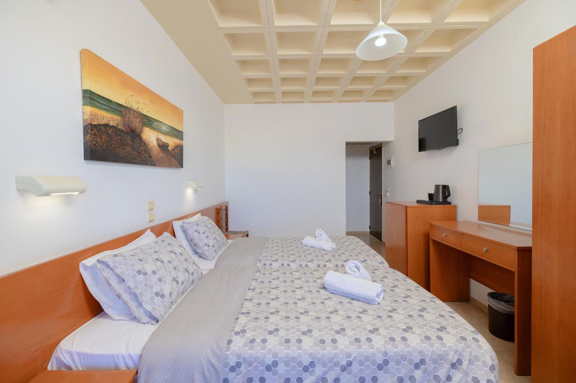 יאליסוס Heleni Beach Hotel מראה חיצוני תמונה