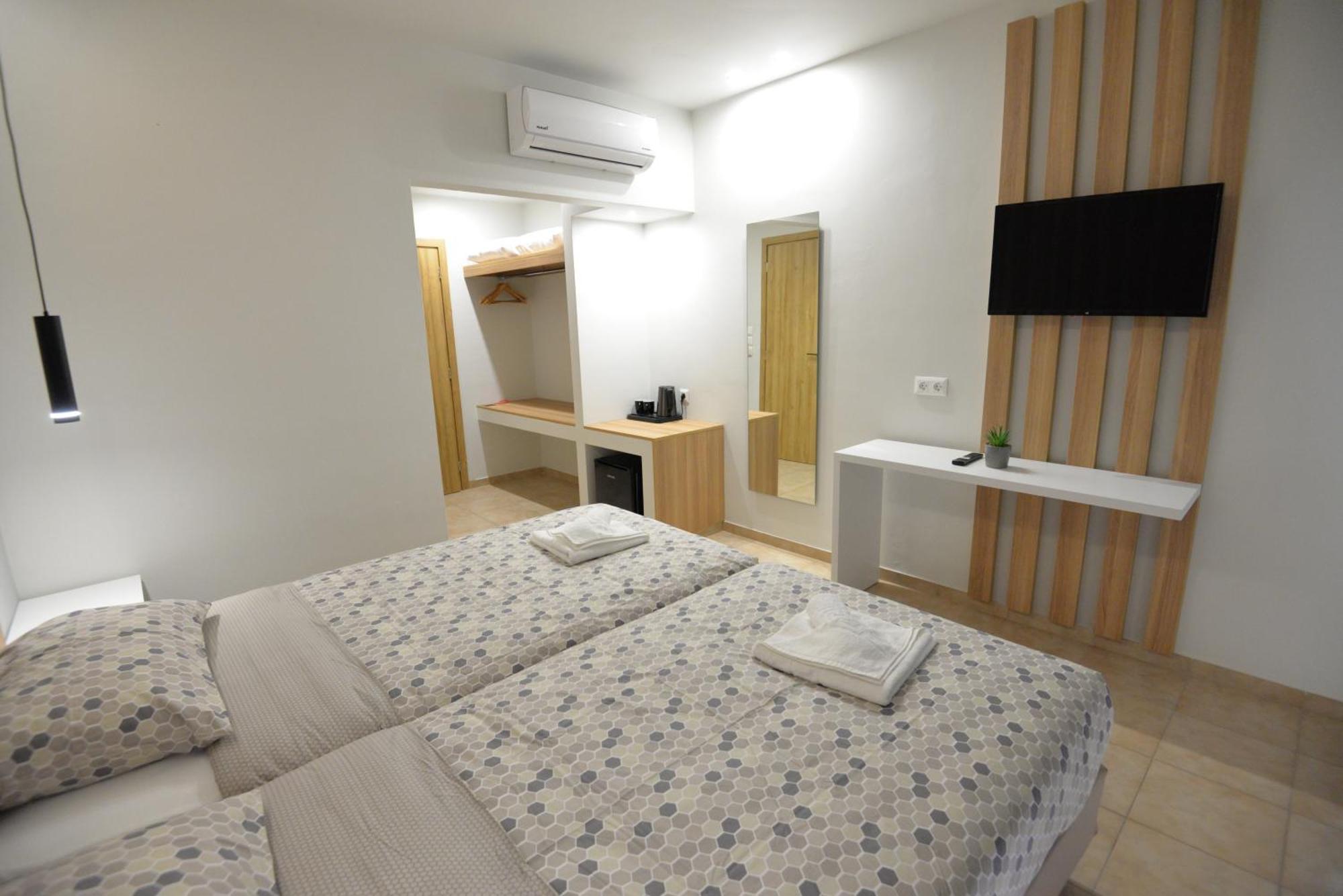 יאליסוס Heleni Beach Hotel מראה חיצוני תמונה